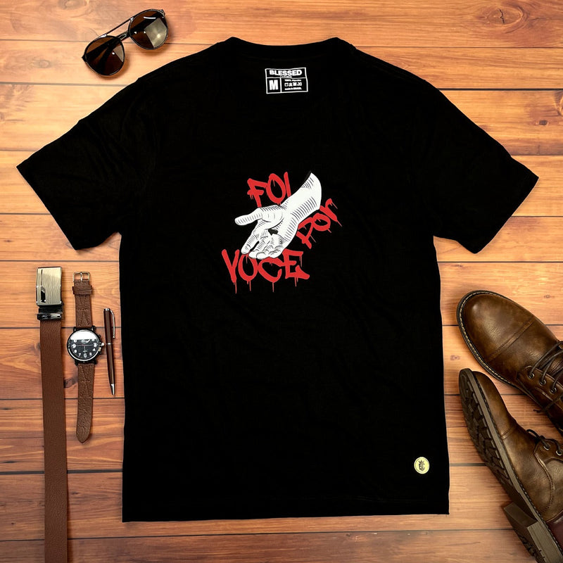 Camiseta Masculina Preta Foi Por Você Mão