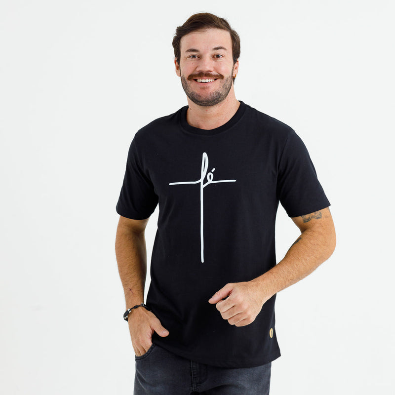 Camiseta Masculina Preta Fé