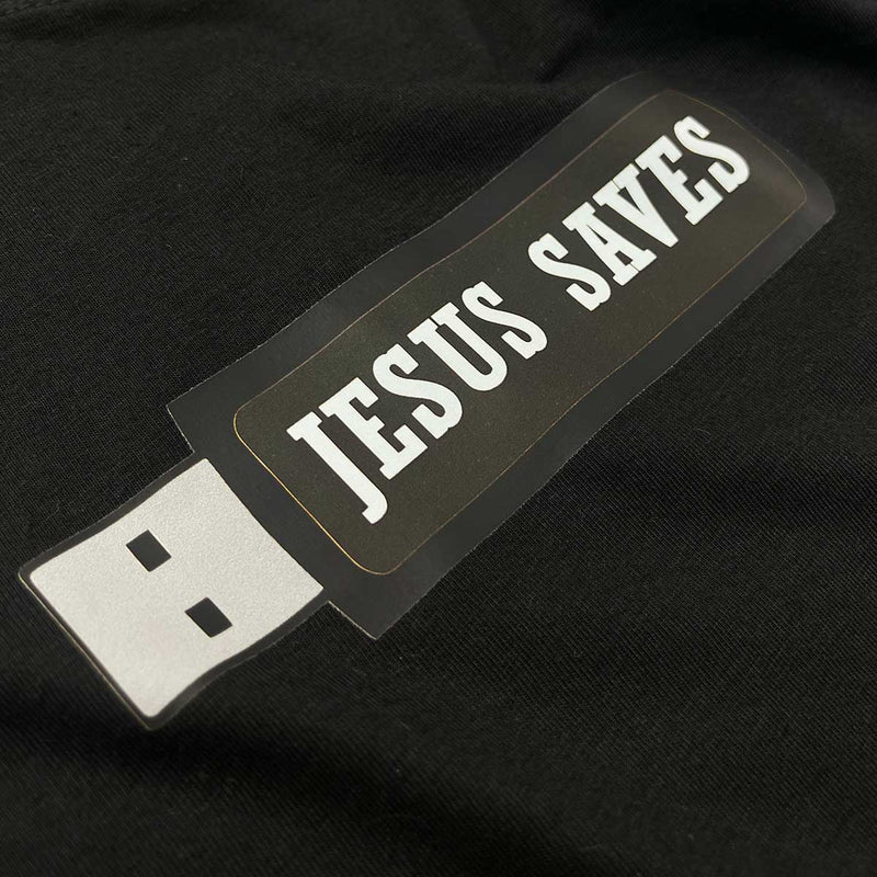 T-Shirt Infantil Preta Pen Drive Jesus Saves